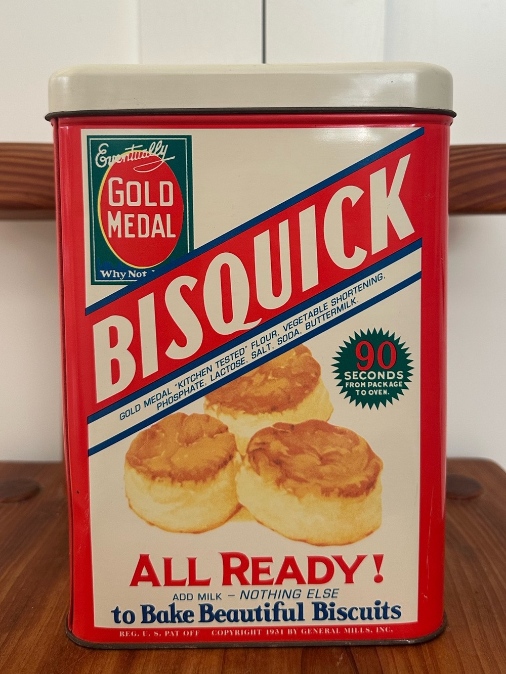 Vintage General Mills Gold Medal Bisquick Advertising Tin Box Retro
